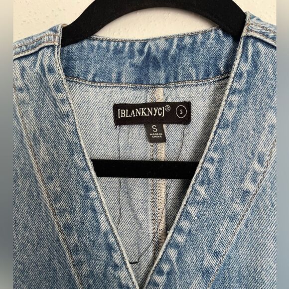 Blank NYC Women’s Distressed Denim Overall Pants Size S - Picture 5 of 12